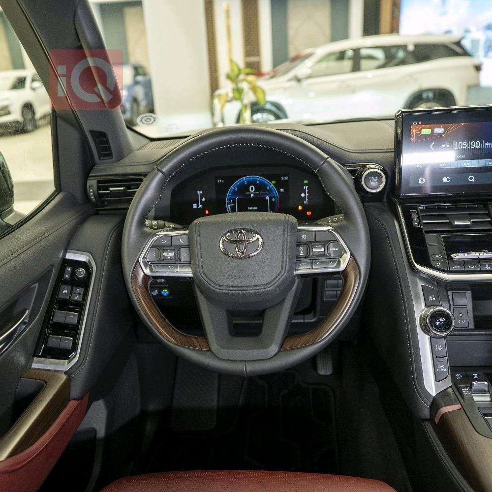 تويوتا لاندكروزر